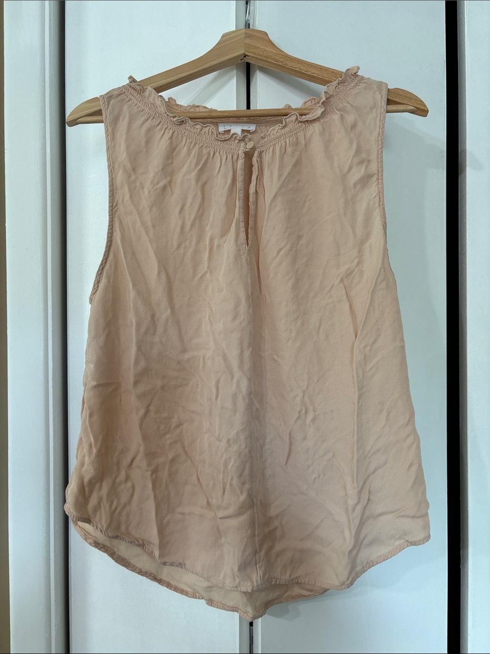 Leith sleeveless Ruffle-Neck Blouse - Blush